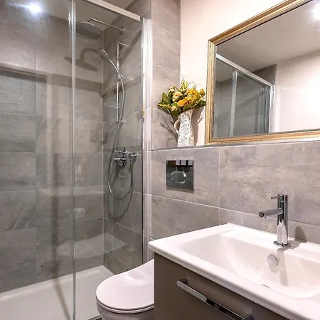 Apartment No 26 With Secure Free Parking