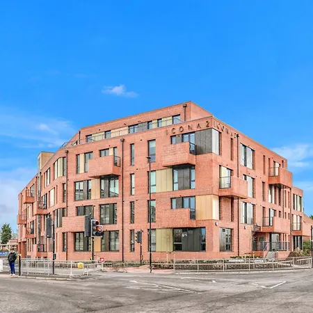 Apartment No 26 With Secure Free Parking *